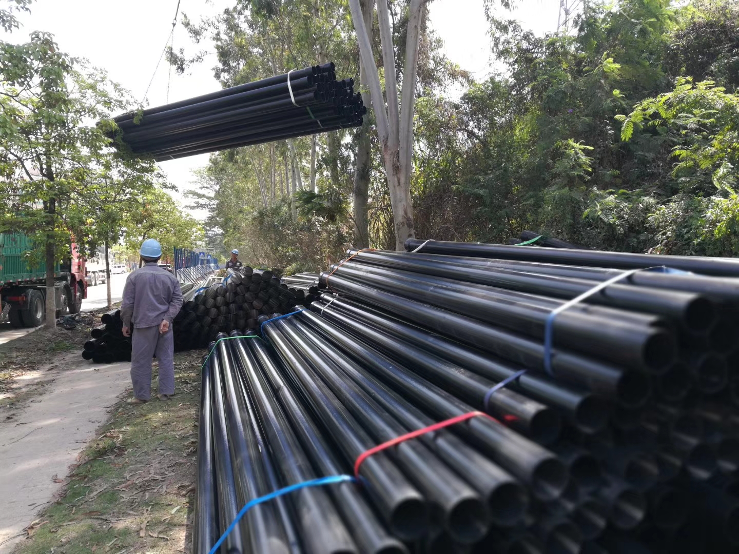 涂塑鋼管和襯塑鋼管區(qū)別在哪里？